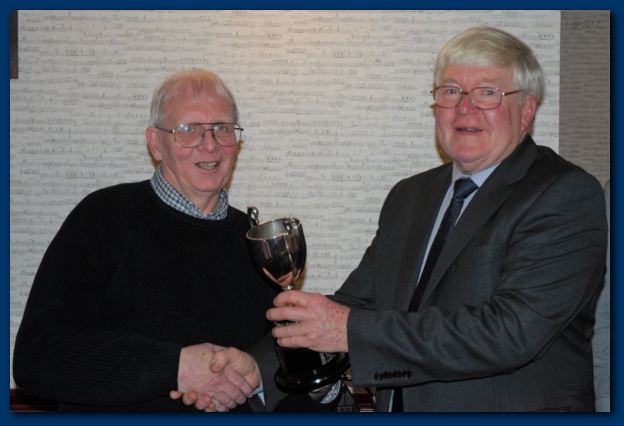 624x426 pixels (81K)